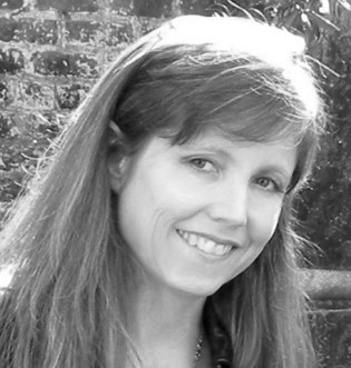 three day fiancee author